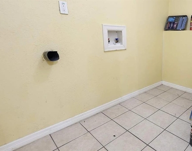 5999 28th Street N - Photo Thumbnail 9