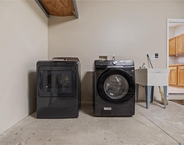 609 E Orange Street - Photo Thumbnail 18