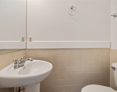 609 E Orange Street - Photo Thumbnail 9