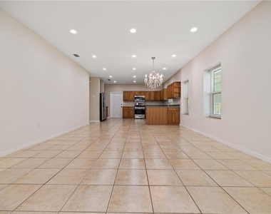 609 E Orange Street - Photo Thumbnail 5