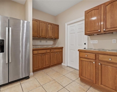 609 E Orange Street - Photo Thumbnail 8