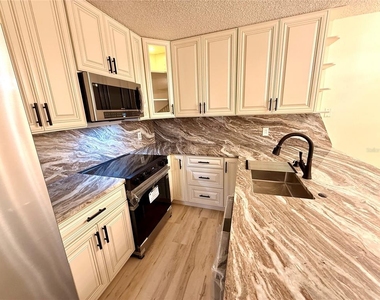 2747 5th Ct - Photo Thumbnail 15
