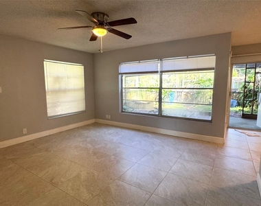 14649 Pine Glen Circle - Photo Thumbnail 11