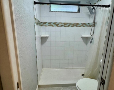 14649 Pine Glen Circle - Photo Thumbnail 10
