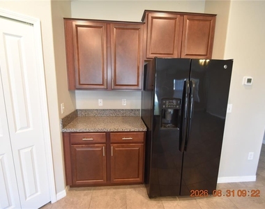 10106 Rosemary Leaf Lane - Photo Thumbnail 13