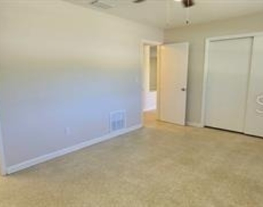 1512 Picardy Circle - Photo Thumbnail 9