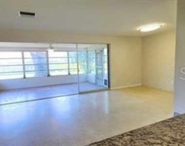 1512 Picardy Circle - Photo Thumbnail 7