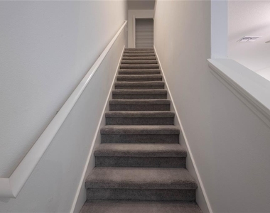 8248 Corner Pine Way - Photo Thumbnail 22