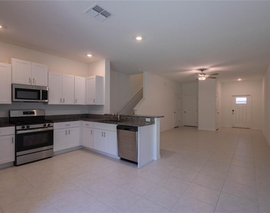 8248 Corner Pine Way - Photo Thumbnail 19