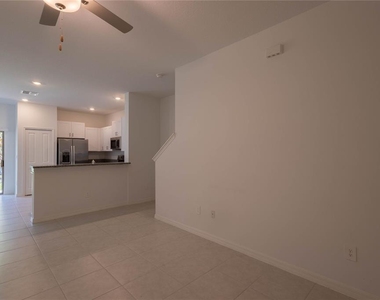 8248 Corner Pine Way - Photo Thumbnail 15