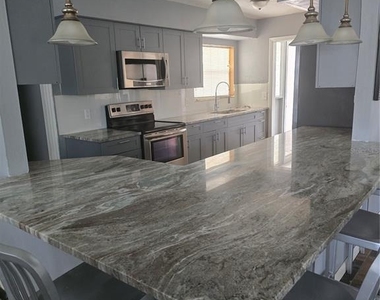 1218 Lorie Circle - Photo Thumbnail 14