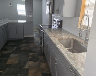 1218 Lorie Circle - Photo Thumbnail 15