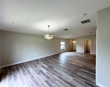 9746 Sage Creek Drive - Photo Thumbnail 7