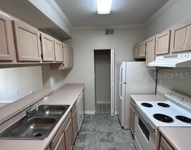 5612 Pinnacle Heights Circle - Photo Thumbnail 5