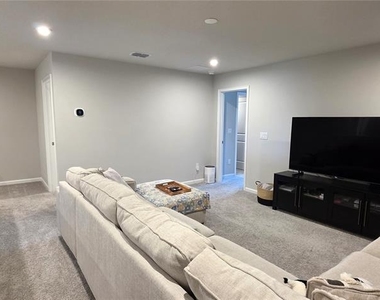 4100 Cloud Hopper Way - Photo Thumbnail 39