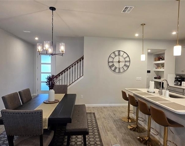 4100 Cloud Hopper Way - Photo Thumbnail 5