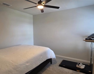 4100 Cloud Hopper Way - Photo Thumbnail 29