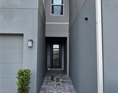 4100 Cloud Hopper Way - Photo Thumbnail 2
