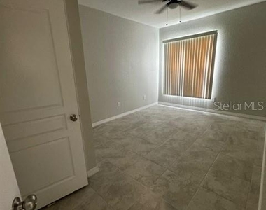 1502 Marsh Cove Court - Photo Thumbnail 10