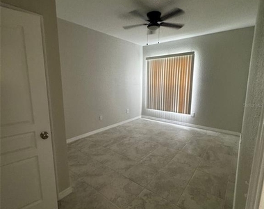 1502 Marsh Cove Court - Photo Thumbnail 9