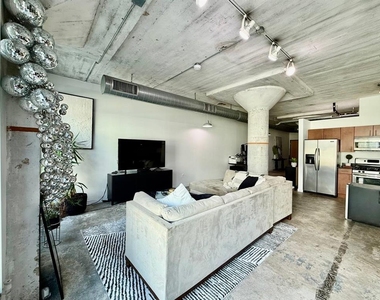 101 N 12th Street - Photo Thumbnail 23