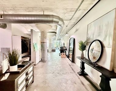 101 N 12th Street - Photo Thumbnail 11