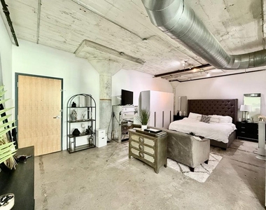 101 N 12th Street - Photo Thumbnail 5