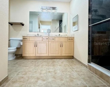 1064 N Tamiami Trail - Photo Thumbnail 3