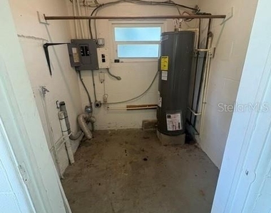 13934 Sommers Avenue - Photo Thumbnail 13