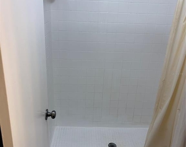 8331 Paddlewheel Street - Photo Thumbnail 7