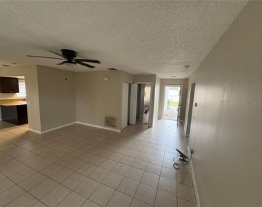8331 Paddlewheel Street - Photo Thumbnail 6