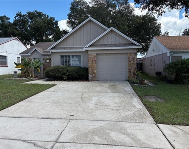8331 Paddlewheel Street - Photo Thumbnail 13