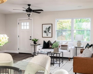 1008 E Norfolk Street - Photo Thumbnail 3