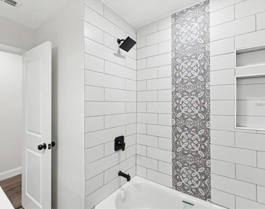 1008 E Norfolk Street - Photo Thumbnail 30
