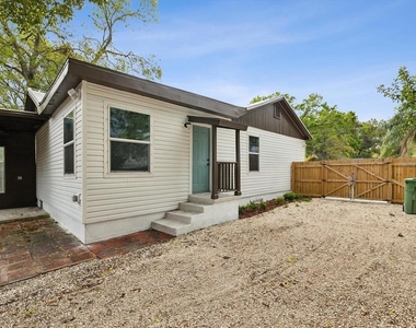 1008 E Norfolk Street - Photo Thumbnail 34