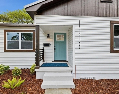 1008 E Norfolk Street - Photo Thumbnail 2