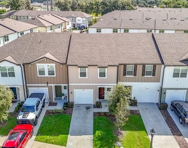 6206 Daerr Ridge Street - Photo Thumbnail 10