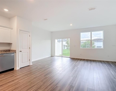 6206 Daerr Ridge Street - Photo Thumbnail 3