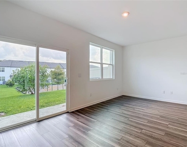 6206 Daerr Ridge Street - Photo Thumbnail 6
