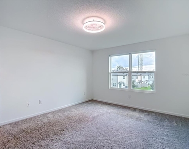6206 Daerr Ridge Street - Photo Thumbnail 34