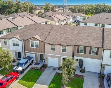 6206 Daerr Ridge Street - Photo Thumbnail 11