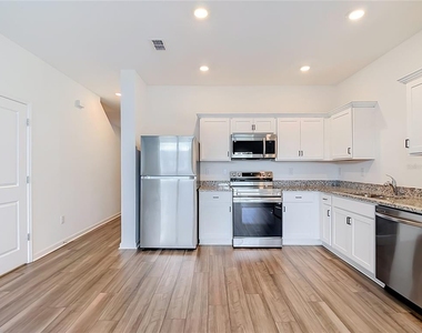 6206 Daerr Ridge Street - Photo Thumbnail 22