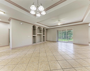 3190 Bay City Terrace - Photo Thumbnail 17