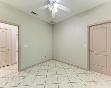 3190 Bay City Terrace - Photo Thumbnail 40