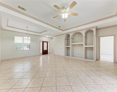 3190 Bay City Terrace - Photo Thumbnail 29