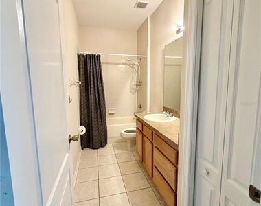 4004 Langdrum Drive - Photo Thumbnail 4