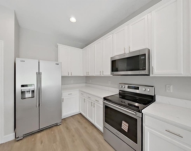 11908 Fern Blossom Drive - Photo Thumbnail 14