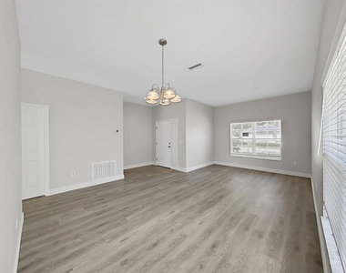 11908 Fern Blossom Drive - Photo Thumbnail 8