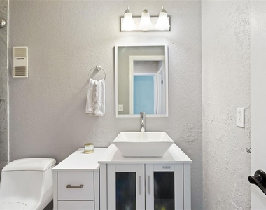 6305 Morningmist Court - Photo Thumbnail 30