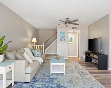 6305 Morningmist Court - Photo Thumbnail 12